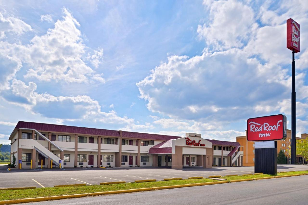 Red Roof Inn Marietta Exterior photo